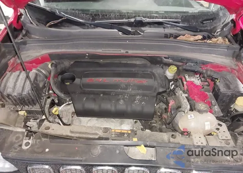 2018 Jeep Renegade Sport 4X4 z USA, uszkodzony, nr VIN ZACCJBAB1JPH71813